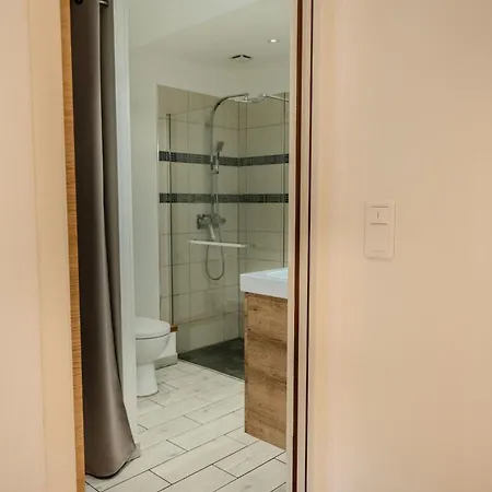 Apartament Lisa - Spacious Terrace Ground Floor - By Tgb *