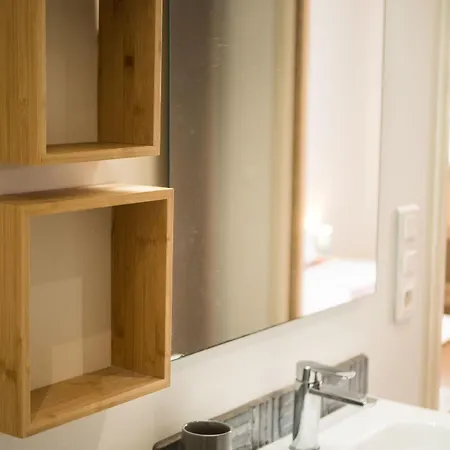 Lisa - Spacious Terrace Ground Floor - By Tgb Apartament