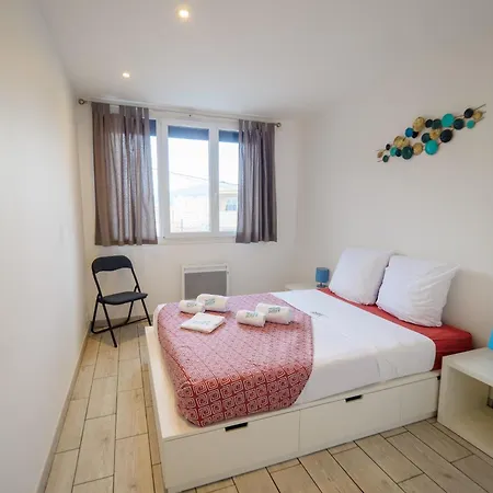 Apartament Lisa - Spacious Terrace Ground Floor - By Tgb *