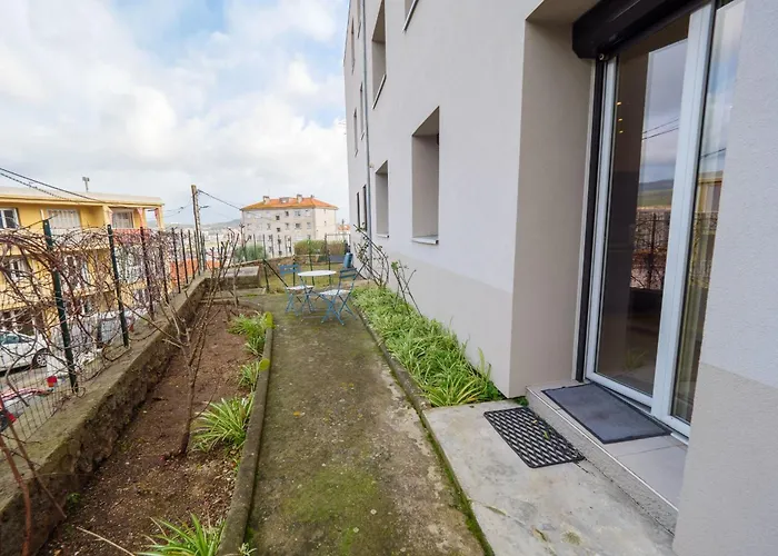 Lisa - Spacious Terrace Ground Floor - By Tgb Αζάτσιο