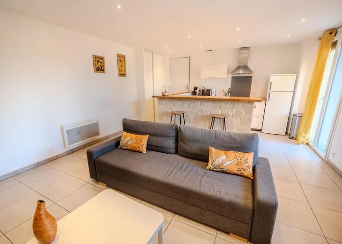 Lisa - Spacious Terrace Ground Floor - By Tgb * アジャクシオ